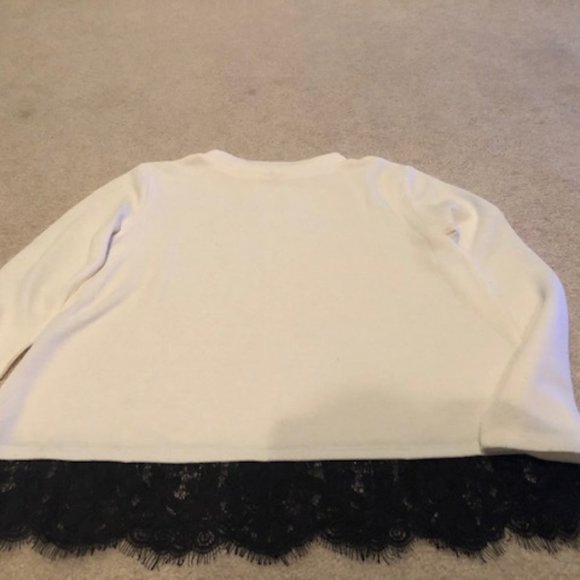 Loft Sweater cream with lace bottom Size xsp - Picture 3 of 3